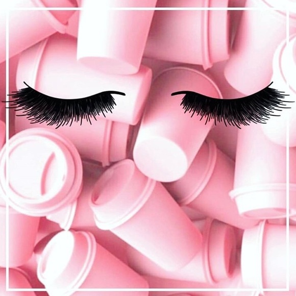 Meet your Posher, Audrey - Picture 3 of 5